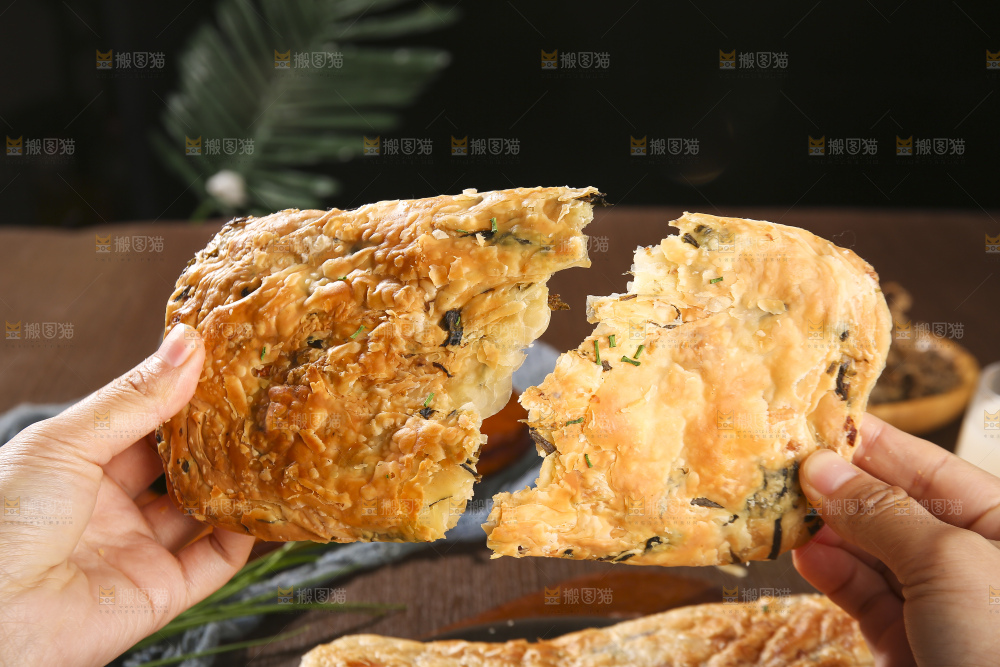 深底上的锅盔