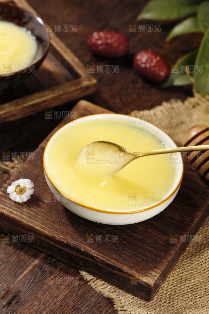深底上的蜂王浆
