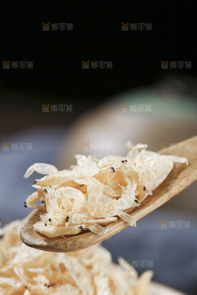 深底上的虾米皮