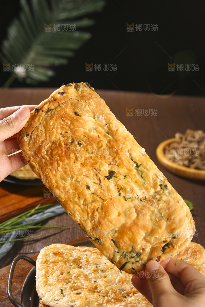 深底上的锅盔