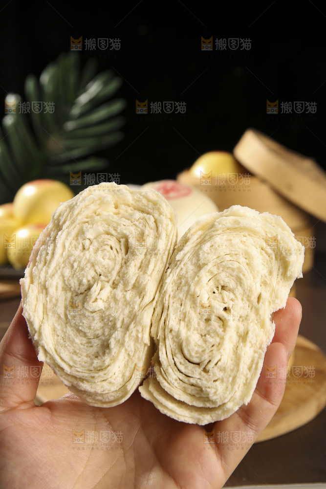 深底上的白面馒头