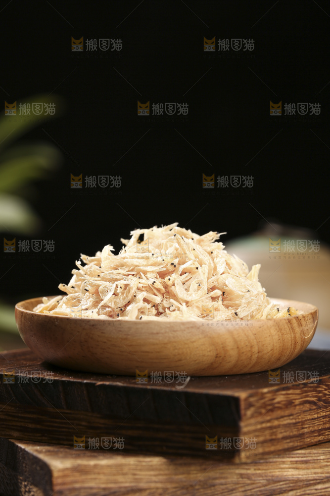 深底上的虾米皮