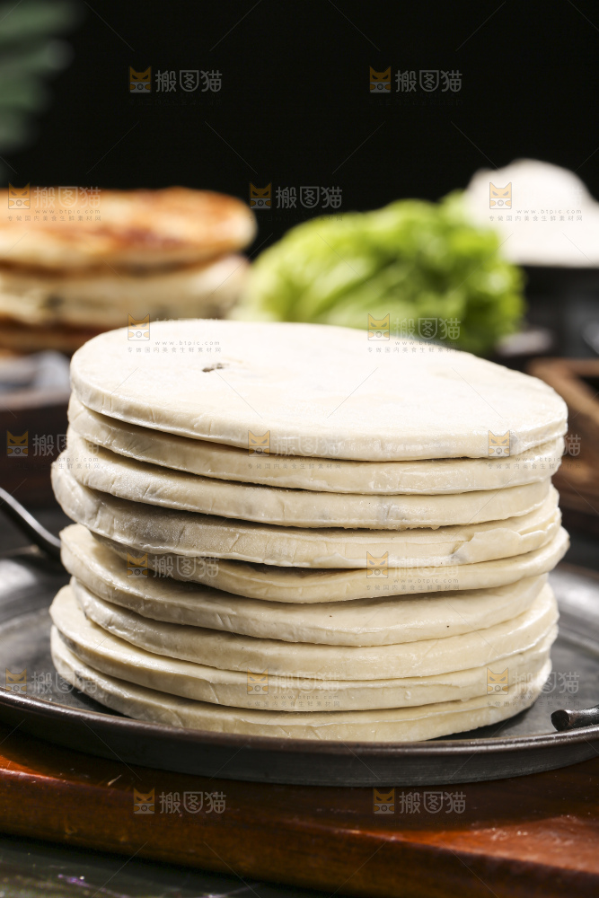 深底上的梅干菜饼