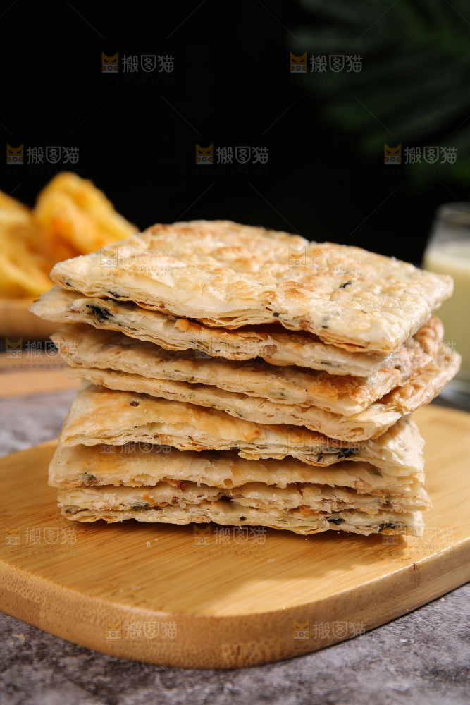 深底上的锅盔