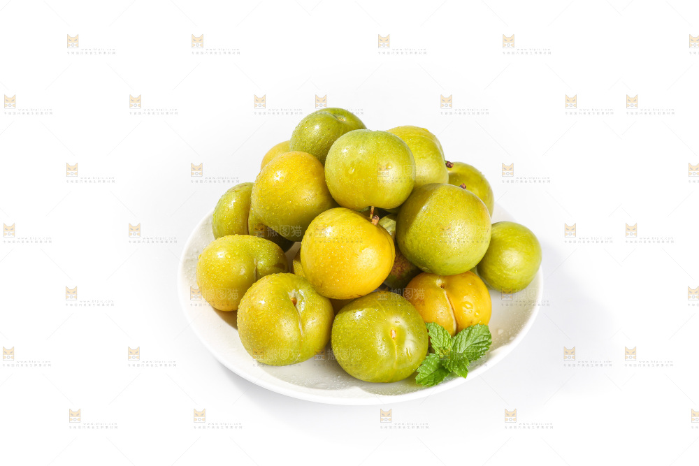 白底上的蜂糖李