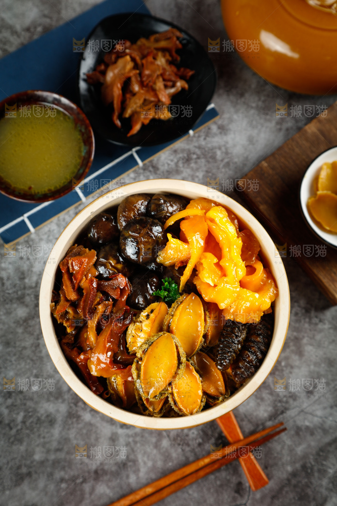 深底上的佛跳墙食材