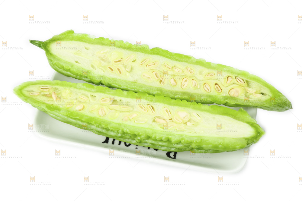 白底上的苦瓜