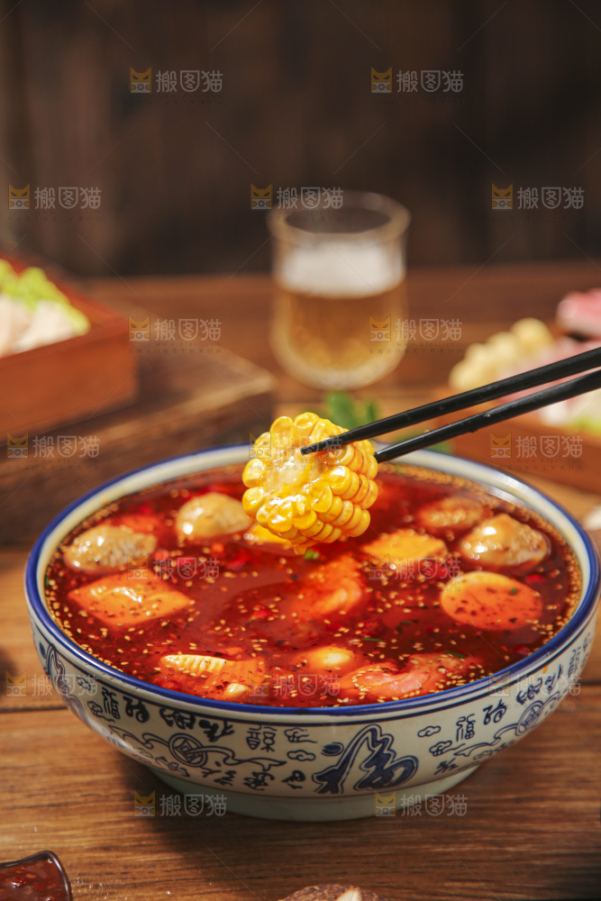 木底上的火锅丸子