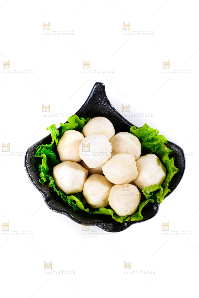 白底上的火锅丸子