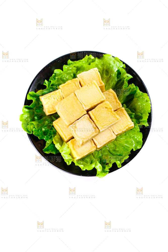 白底上的火锅丸子