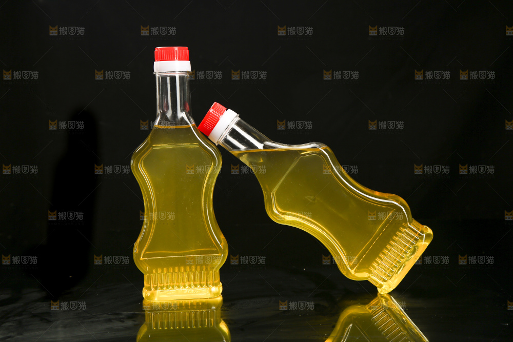 深底上的山茶油