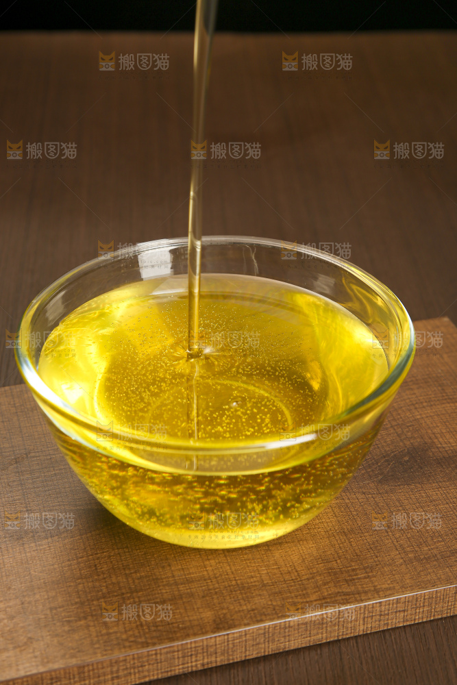 深底上的山茶油