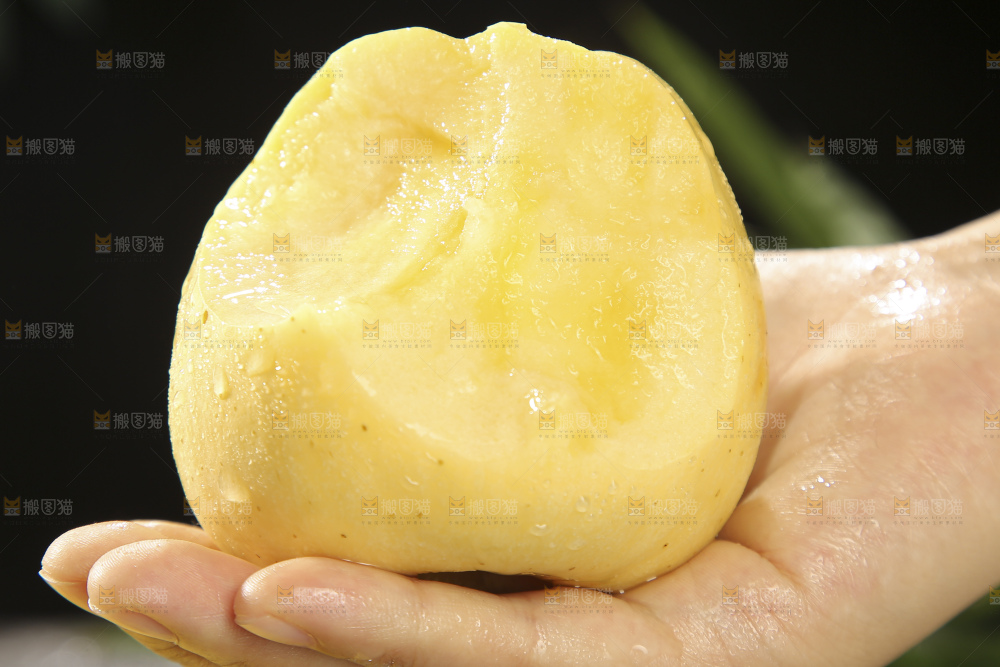 深底上的维纳斯苹果