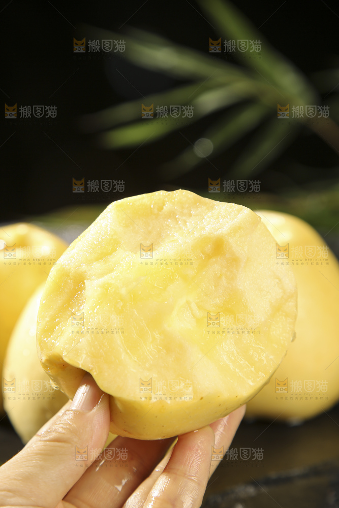 深底上的维纳斯苹果