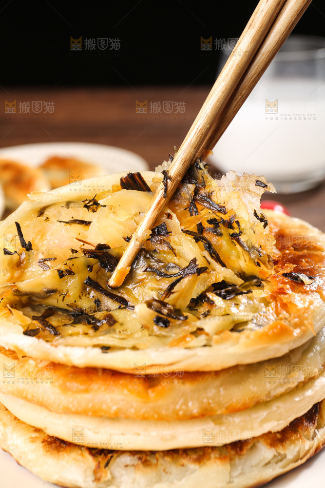 深底上的梅干菜饼
