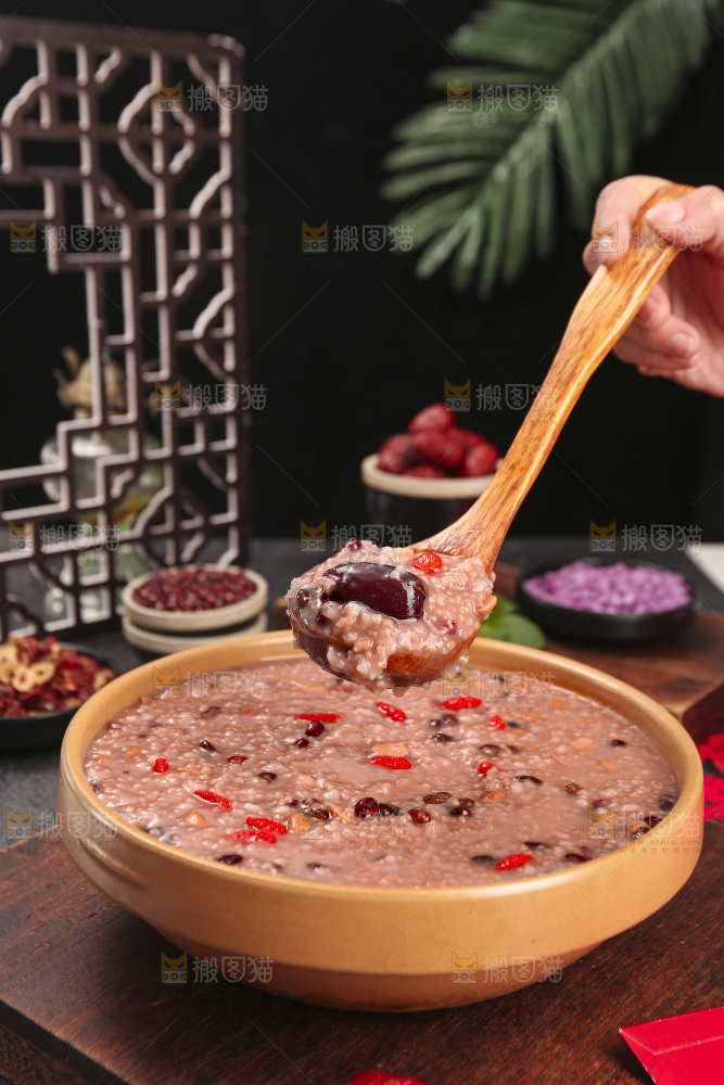 深底上的腊八粥