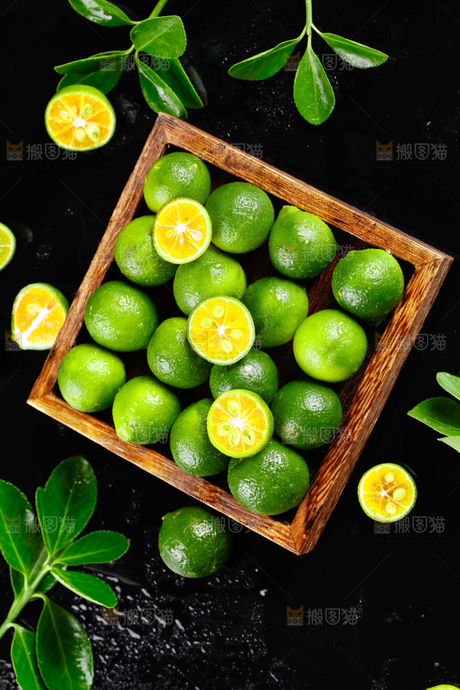 盘子里装着海南小金桔