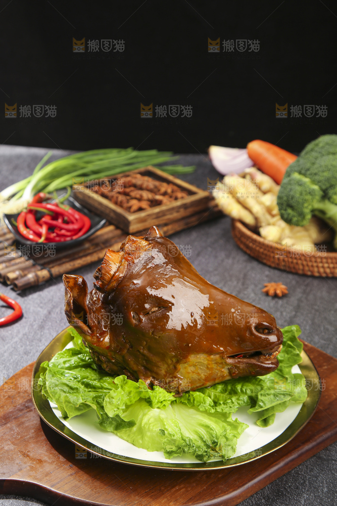 深底上的羊头肉