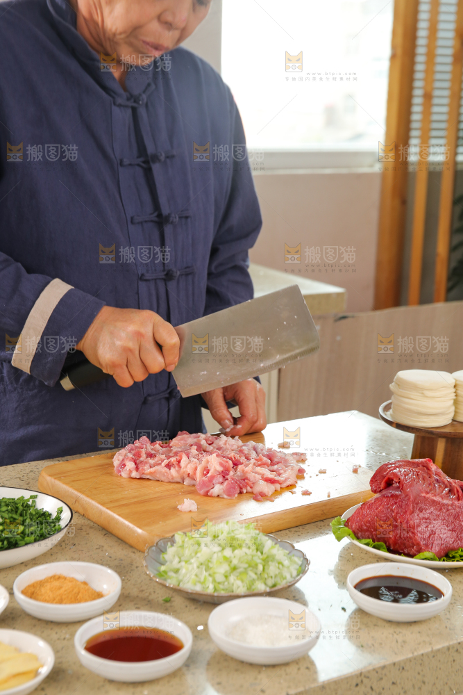 手工牛肉饺子制作