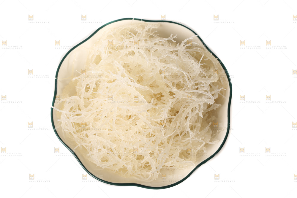 白底上的龙须菜