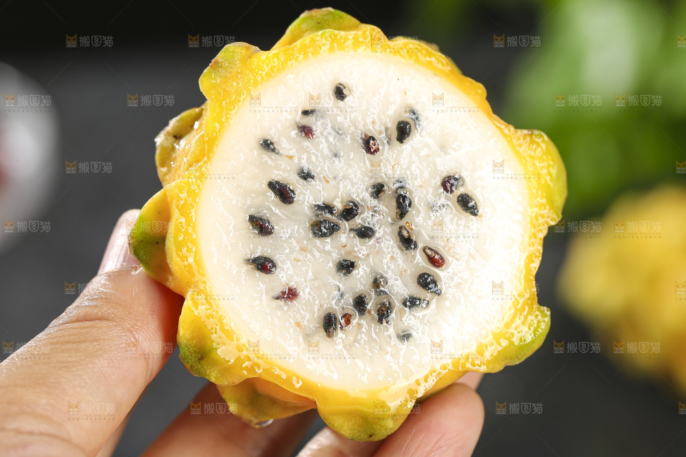 深底上的燕窝果