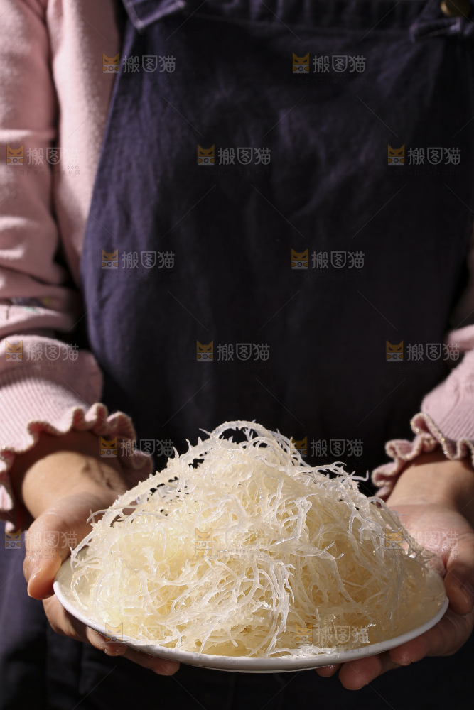 深底上的龙须菜