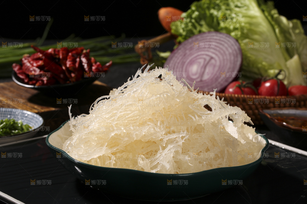 深底上的龙须菜