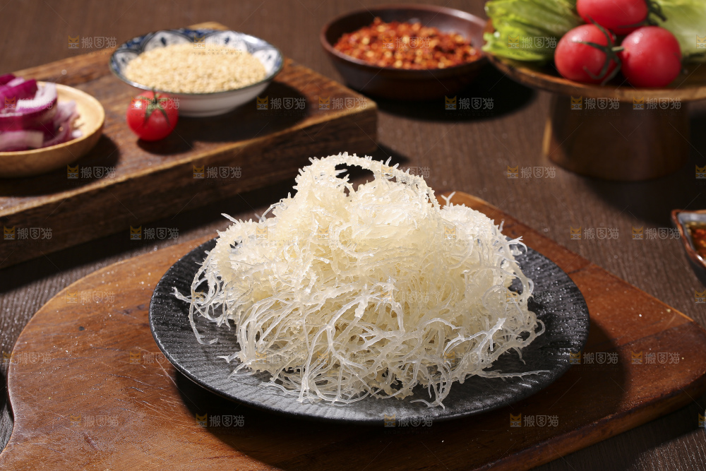 深底上的龙须菜