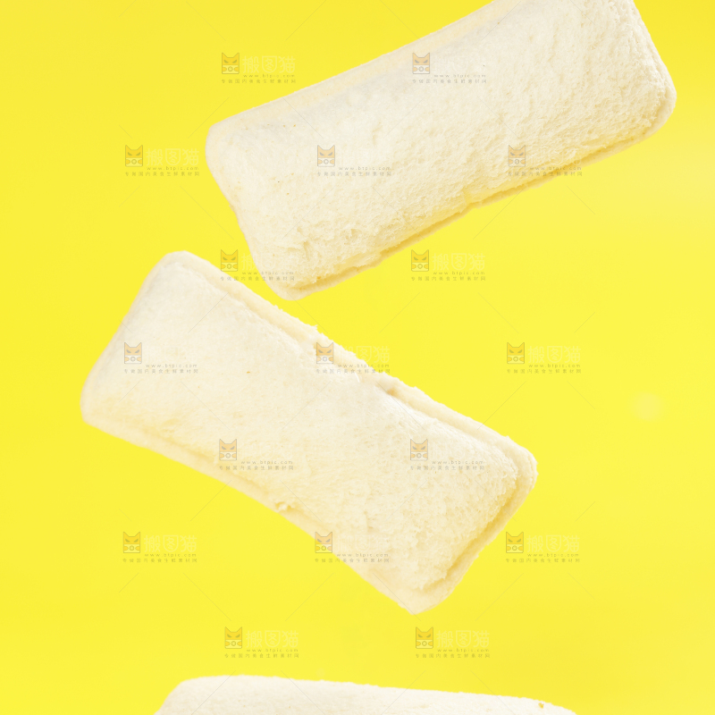 黄底上的小面包