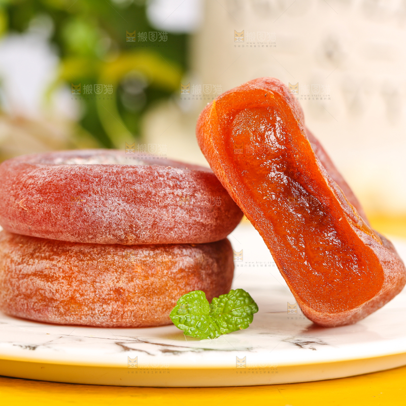 盘子里的恭城柿子饼