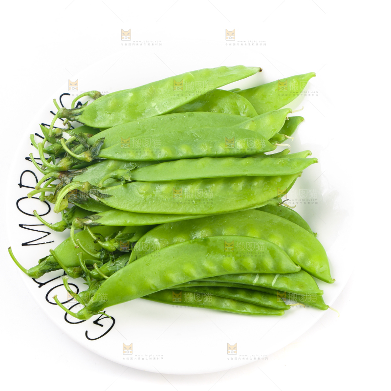 盘子里摆放着荷兰豆