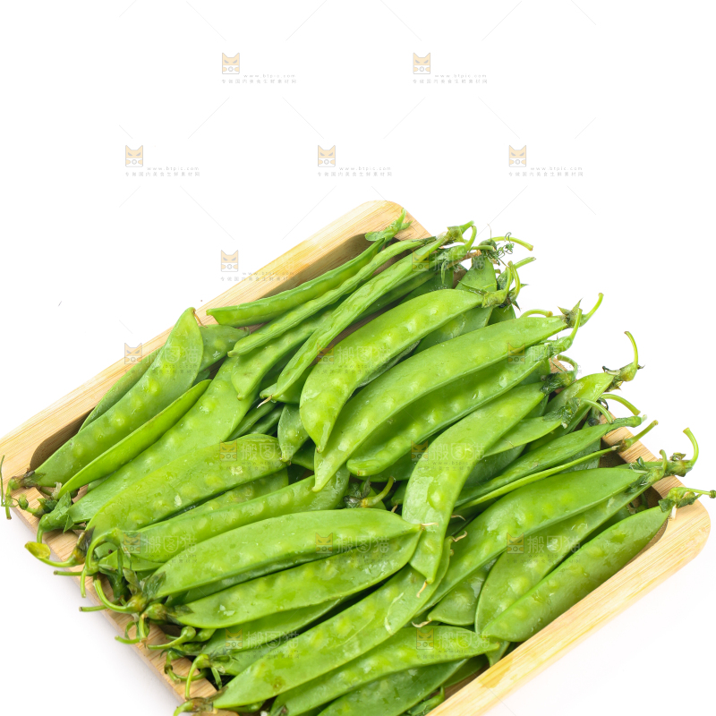 盘子里摆放着荷兰豆