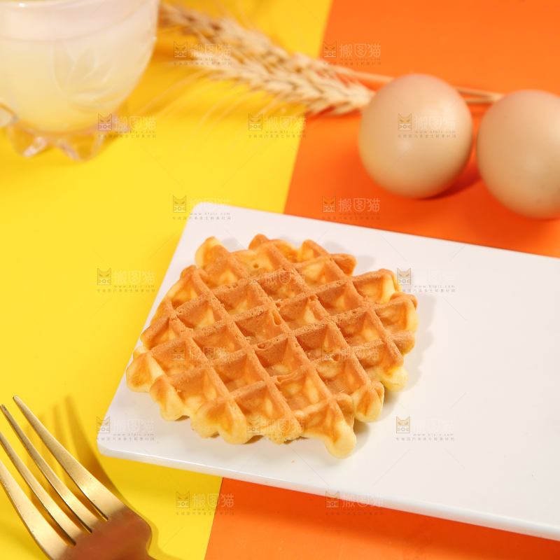 盘子里的华夫饼干