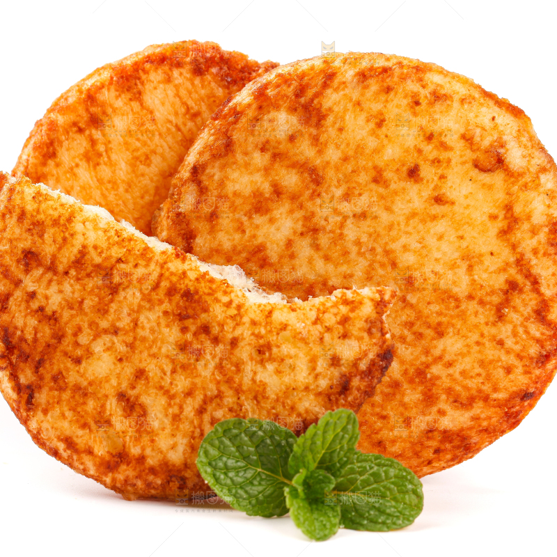 白底上放着酱油饼