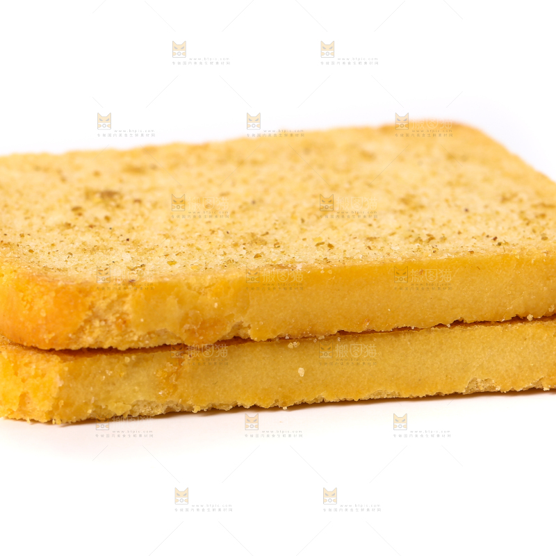 白底上放着原味烤馍