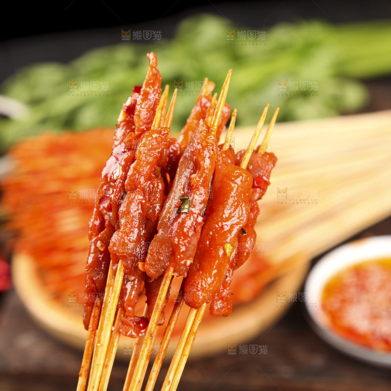 签子上串着肉串