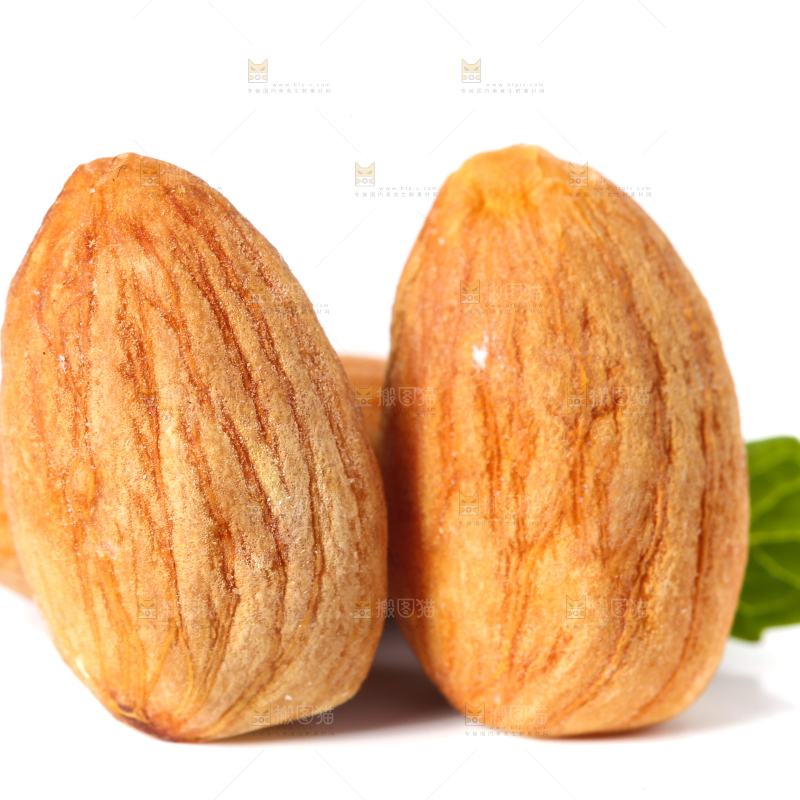 白底上的巴旦木