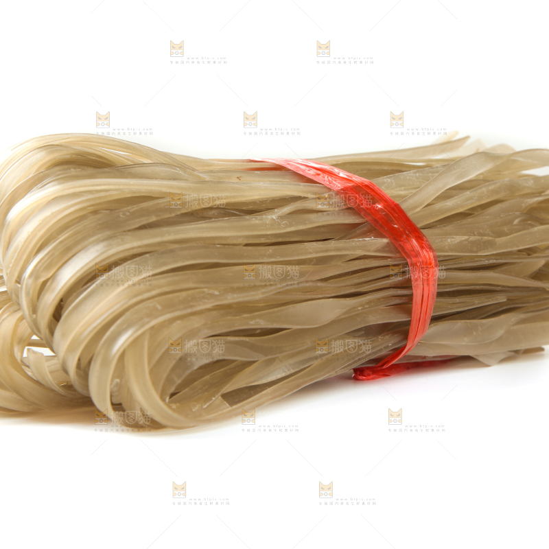 白底上的红薯粉