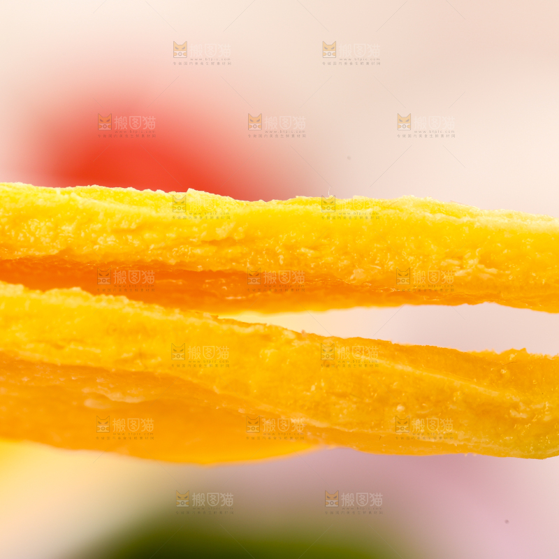 浅底上的芒果干片