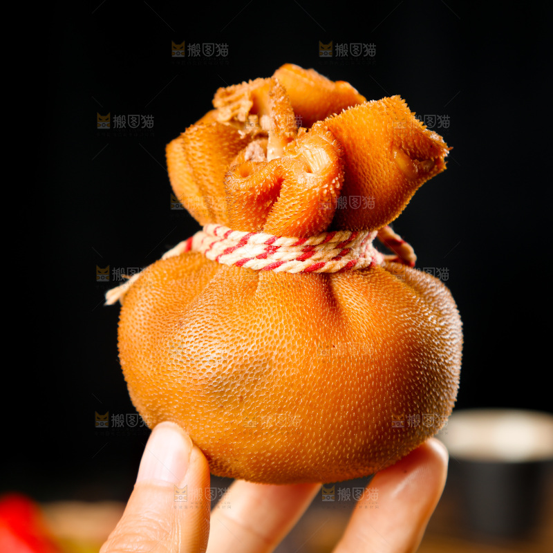 手拿肚包肉