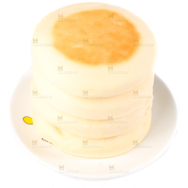 盘子里装着奶香饼