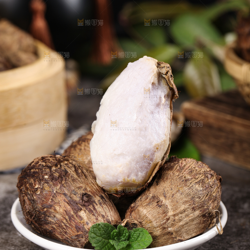 盘子里的小香芋