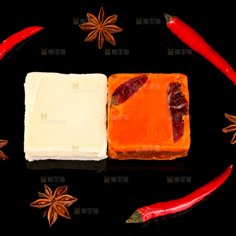 黑底上的鸳鸯火锅料