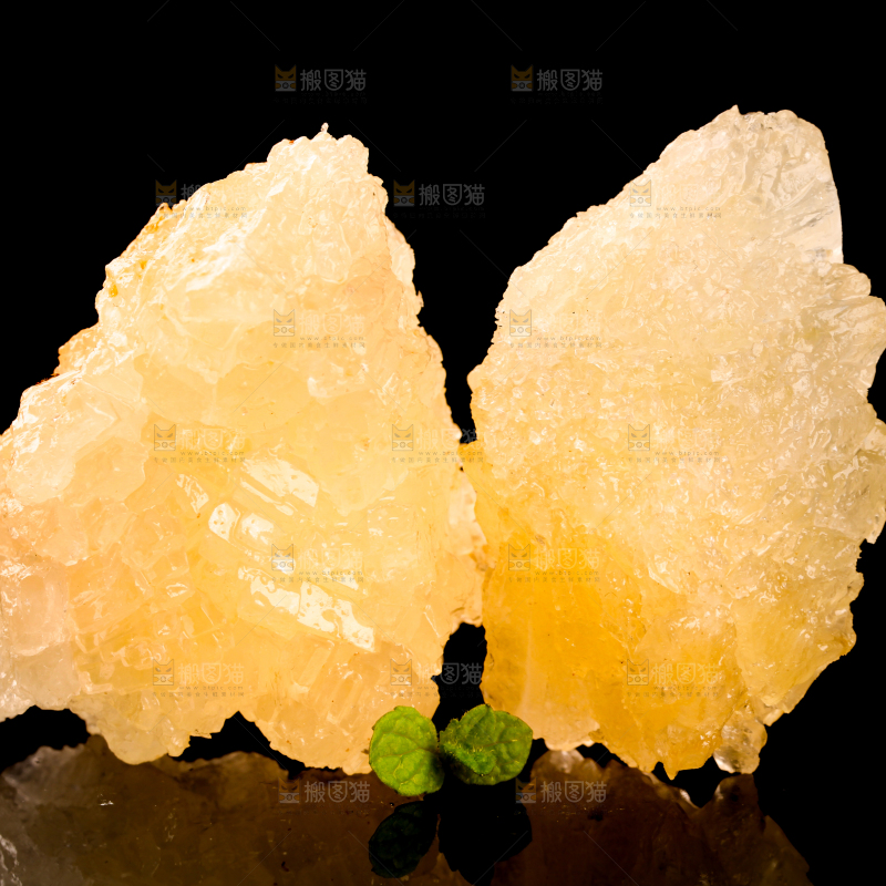 黑底上的黄冰糖