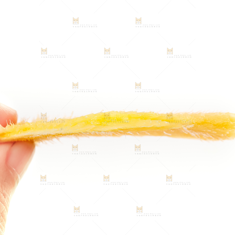 手里拿着芒果核