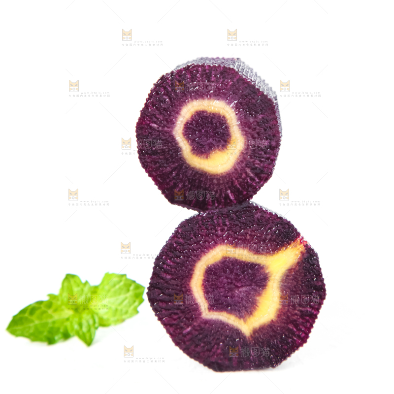 白底上摆放着紫玉胡萝卜