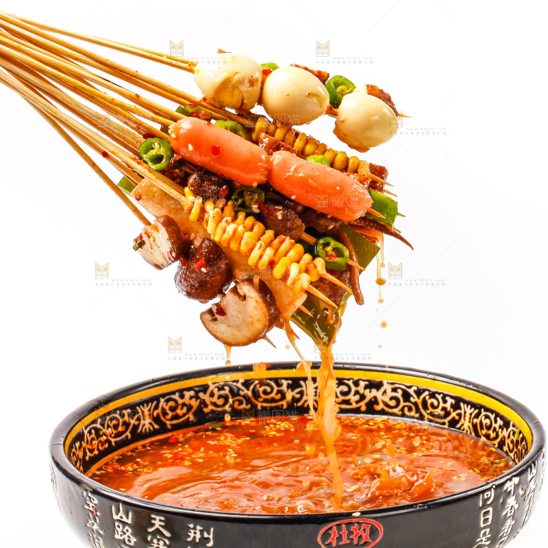白底上的钵钵鸡