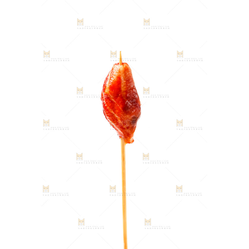白底上的肉串