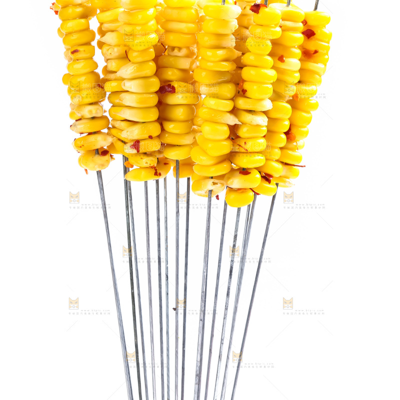 白底上的玉米串