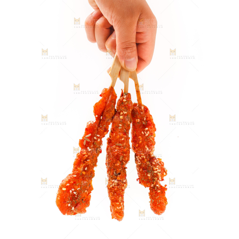 手拿肉串